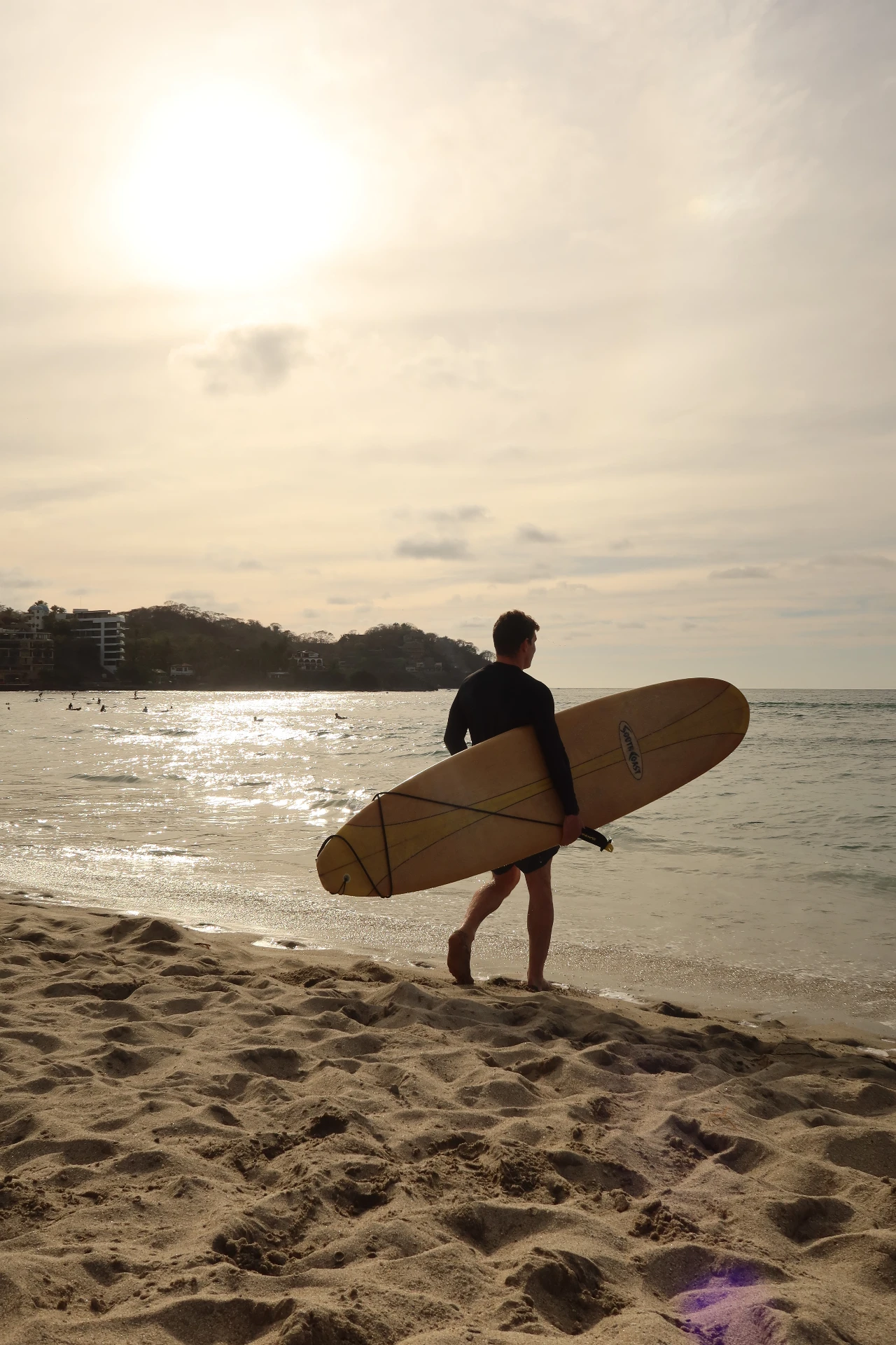 Valentin Spörk surfing – Go Spread co-founder